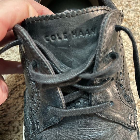 Cole Haan Mens 10.5 Black Leather Casual Shoes - Picture 7 of 9